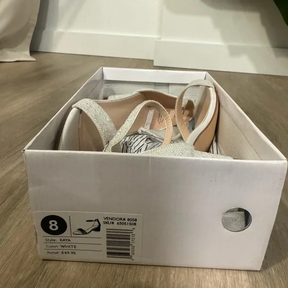 Elegant White Women's Heels - Picture 2 of 2